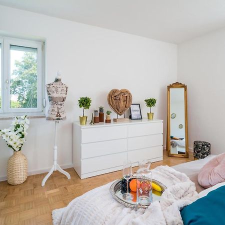 Eg Links-Wunderschoene 70M Grosse 2-Zimmer City Wohnung Naehe Salzburg Freilassing Zewnętrze zdjęcie