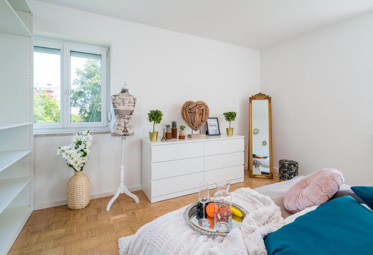 Eg Links-Wunderschoene 70M Grosse 2-Zimmer City Wohnung Naehe Salzburg Freilassing Zewnętrze zdjęcie